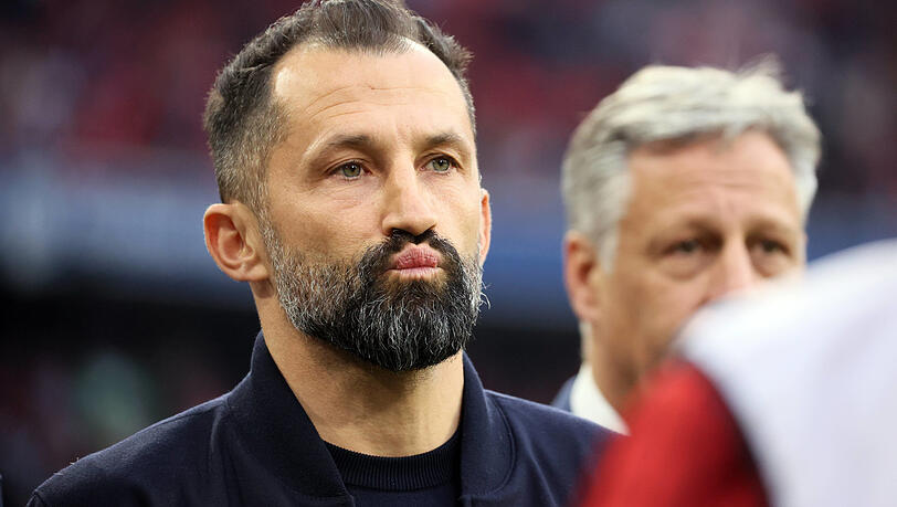 Er steht vor anstrengenden Wochen: Bayern-Sportvorstand Hasan Salihamidzic, der für Vertragsverlängerung sowie Transfers zuständig ist - und dafür nur ein begrenztes Budget hat.