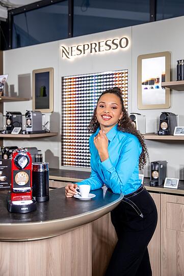 Sophia steht auf Kaffee &ndash; und speziell Nespresso.