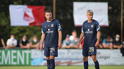 Gefielen Trainer Michael Köllner gegen Bayreuth und dürfen wohl mit auf den Betzenberg: Nathan Wicht (l.) und Leandro Morgalla.