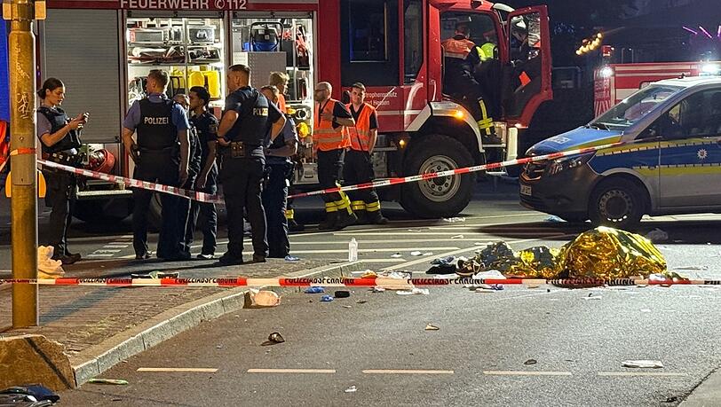 Bei dem Scooter-Unfall stirbt ein 23-j&auml;hriges Zwillings-Bruderpaar. (Archivbild)