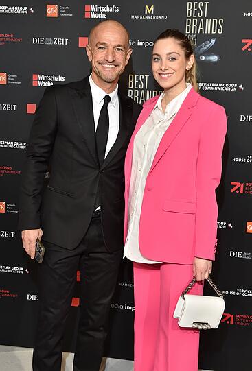 Peyman Amin und Freundin Sandra Apfelbeck