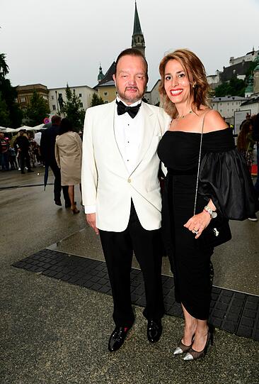 Alexander Fürst zu Schaumburg-Lippe mit Frau Mahkameh Prinzessin zu Schaumburg-Lippe