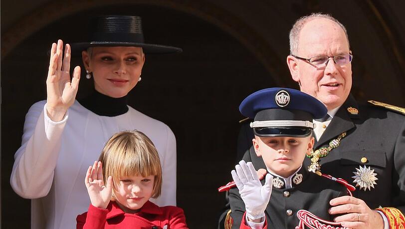 Jacques und Gabriella von Monaco mit ihren Eltern Charlène von Monaco und Albert II.