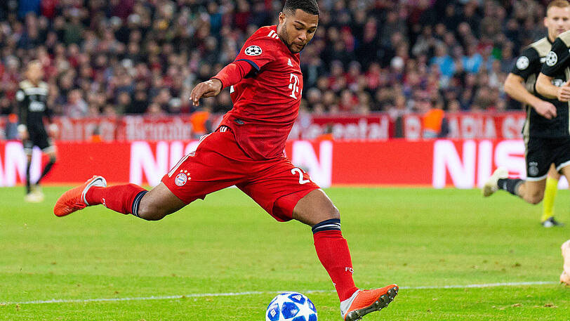 SERGE GNABRY, NOTE 3: Löste in der 75. Minute den müden Ribéry auf dem linken Flügel ab. Brachte mit einem Solo gleich Tempo ins Spiel, schöne Vorlage auf James. Brachte Schwung.