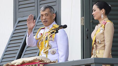 Der König von Thailand Maha Vajiralongkorn (67) &ndash; genannt Rama X. &ndash; lebt seit Jahren in Oberbayern.