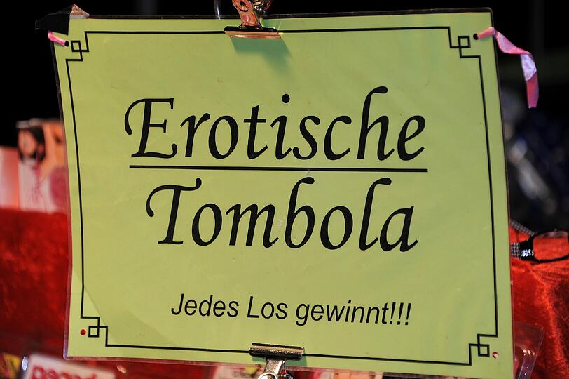 Sehr spezielles Spielzeug für jeden Geschmack auf der Erotikmesse "Eros und Amore" am Samstag in München.