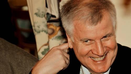 Hat wieder etwas ausgeheckt: Ministerpräsident Horst Seehofer. Hat wieder etwas ausgeheckt: Ministerpräsident Horst Seehofer.