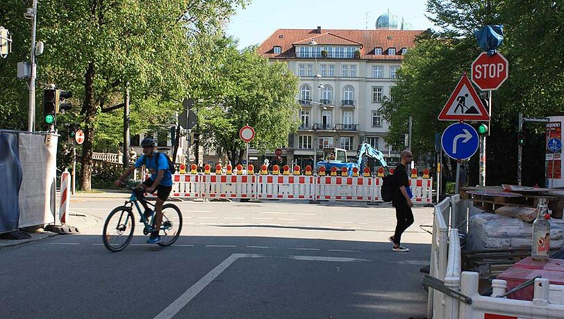 Baustelle auch an der Max-Joseph-Straße Baustelle auch an der Max-Joseph-Straße