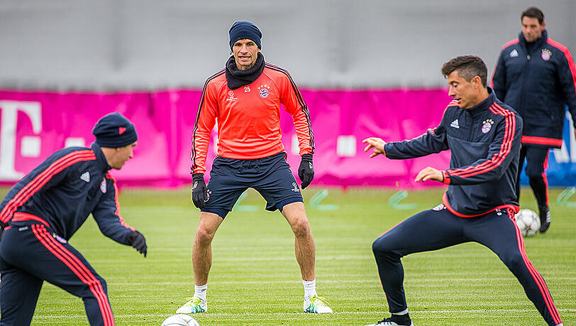 Vorbereiten auf das Halbfinale: Die Bayern beim Abschlusstraining an der Säbener Straße. Vorbereiten auf das Halbfinale: Die Bayern beim Abschlusstraining an der Säbener Straße.