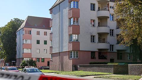 In Leipzig wurde eine Frau getötet und ein Kind schwer verletzt.