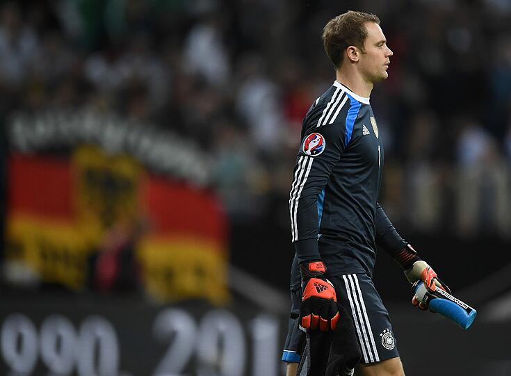 MANUEL NEUER: Note 3.
Nach seinem Patzer gegen Polen diesmal kaum gefordert. Beim Gegentor ohne Chance.