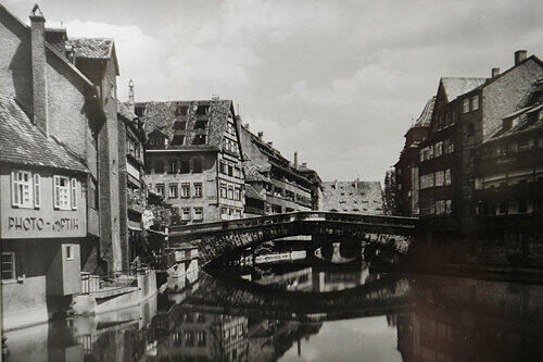 Blick auf die Fleischbrücke: Der Nürnberger Fotograf Edgar Titzenthaler schoss die Bilder in den Dreißigerjahren.