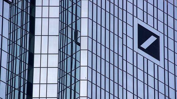 Im dritten Quartal verzeichnet die Deutsche Bank einen Gewinnrückgang.