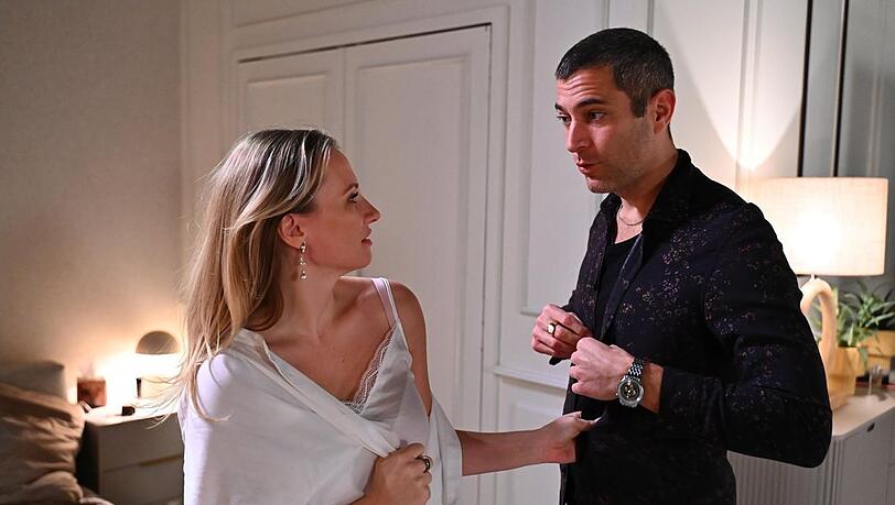 "Alles was z&auml;hlt": Isabelle (l.) und Dragan l&ouml;sen ihren Konflikt leidenschaftlich.