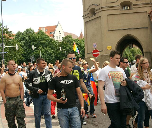 Sehen Sie hier die besten Bilder vom CSD in München.