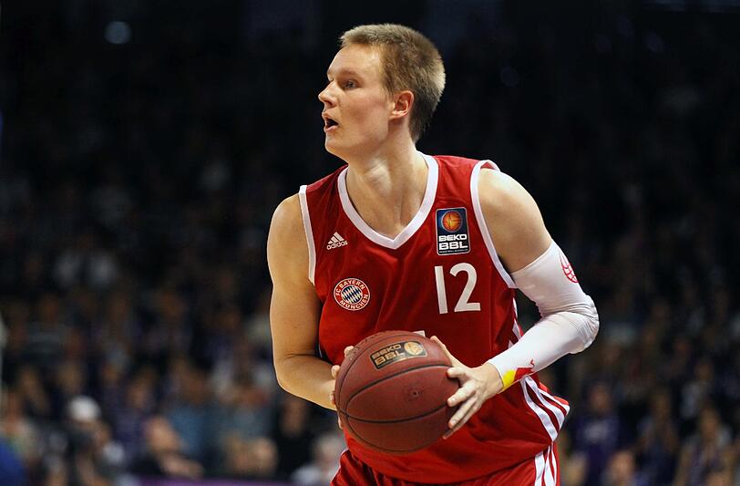 Am Mittwoch tritt Robin Benzing mit Bayerns Basketballern bei seinem Ex-Klub in Ulm an. Hier spricht er über das Duell &ndash; und die Vergleiche mit Deutschlands NBA-Superstar