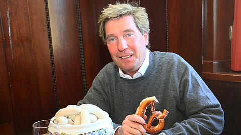 Ein guter Ort für Fußball-Fachsimpeleien: Die Gaststätte an der Großmarkthalle, wo Stefan Schneider am Samstag gerne auf ein paar Weißwürste einkehrt.