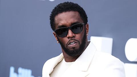 Sean "Diddy" Combs kommt voraussichtlich Anfang 2028 wieder auf freien Fu&szlig;.