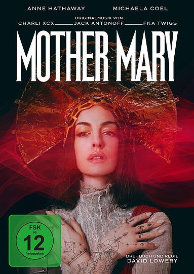 Das Melodram "Mother Mary" war der zweite große Kinofilm mit Anne Hathaway im Jahr 2026. Das Melodram "Mother Mary" war der zweite große Kinofilm mit Anne Hathaway im Jahr 2026.