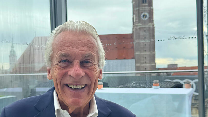 Pepe Lienhard beim AZ-Interview im Bayerischen Hof. Pepe Lienhard beim AZ-Interview im Bayerischen Hof.