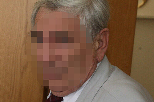 Empfindliche Niederlage: Volker L. muss den Lärm auf dem Fußballplatz nahe seinem Haus ertragen