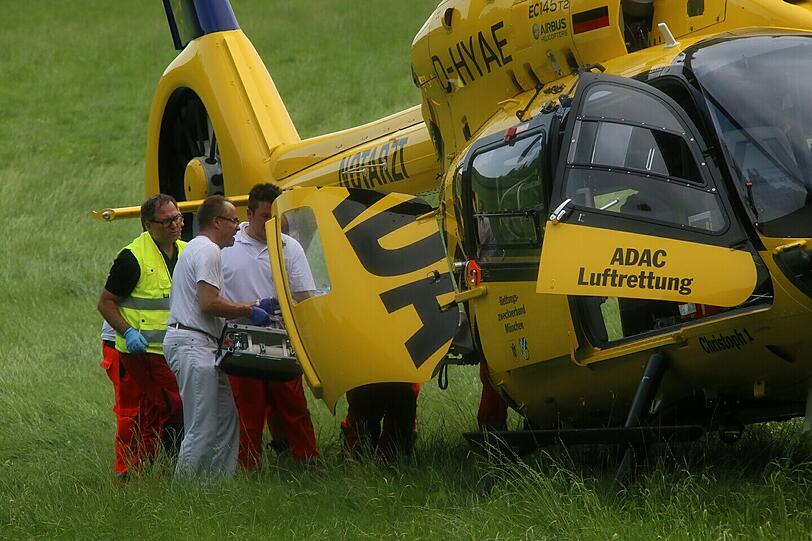 Die Bilder des Verkehrsunfalls im Landkreis Mühldorf.
