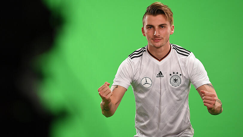 MITTELFELD/ANGRIFF: Maximilian Philipp, SC Freiburg, 6/0