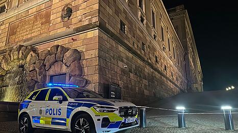 Am K&ouml;nigsschloss in Stockholm war die Polizei im Einsatz.