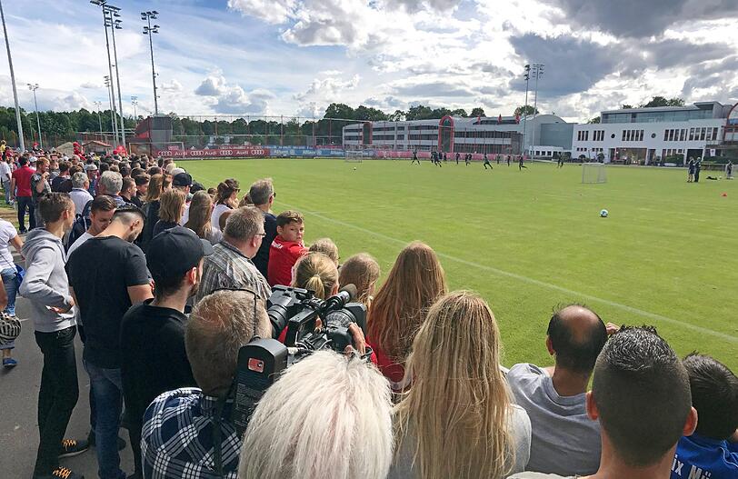 Die Bilder vom Trainingsauftakt der Bayern.