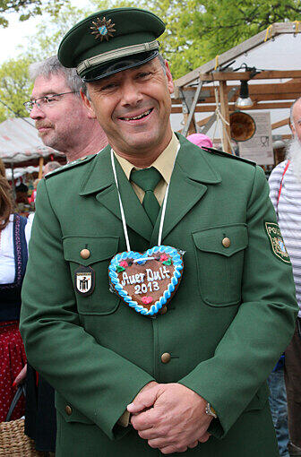 Am Samstag hat Wirtschaftsreferent Dieter Reiter in der Au die Maidult eröffnet - hier sehen Sie die Bilder.