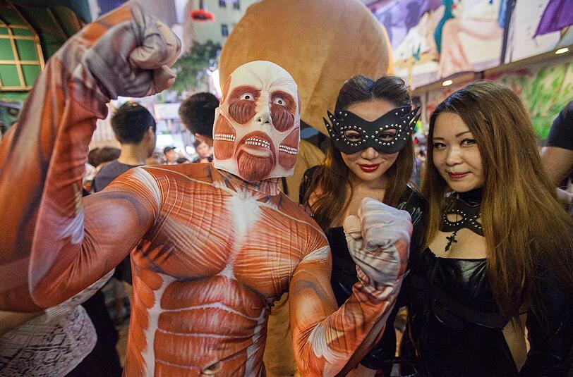 Weltweit feierten die Menschen Halloween. Wir zeigen die Gruseligsten Bilder!