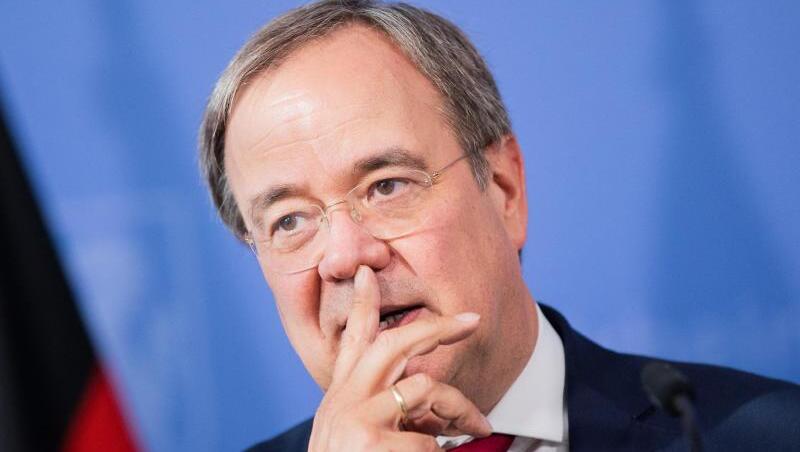 NRW-Ministerpräsident Armin Laschet (CDU) möchte weiterhin an die Spitze seiner Partei. NRW-Ministerpräsident Armin Laschet (CDU) möchte weiterhin an die Spitze seiner Partei.