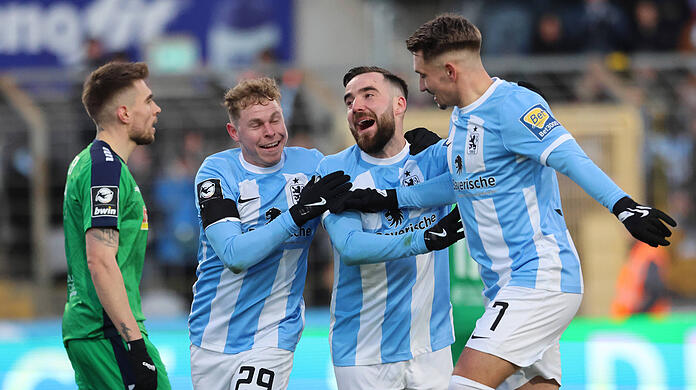 Der TSV 1860 gewinnt gegen den MSV Duisburg mit 4:1.