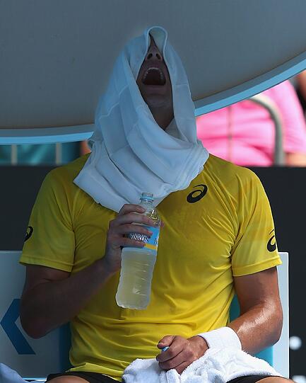 Extreme Hitze bei den Australien Open. Die Bilder!