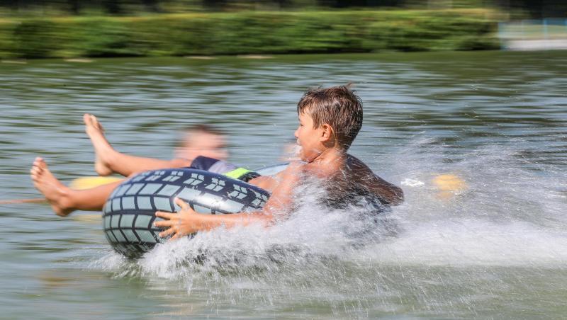 Die nächste Hitzewelle soll am Mittwoch starten - dann hilft nur Abkühlung im Wasser. Die nächste Hitzewelle soll am Mittwoch starten - dann hilft nur Abkühlung im Wasser.