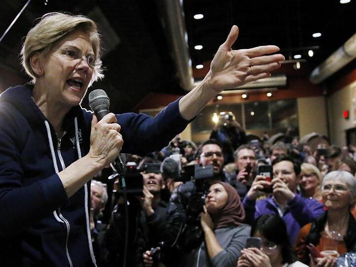Elizabeth Warren, Senatorin für Massachusetts und demokratische Präsidentschaftskandidatin, spricht während einer Wahlkampfveranstaltung in Des Moines.
