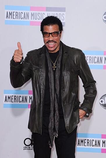 ...Sänger Lionel Richie...
