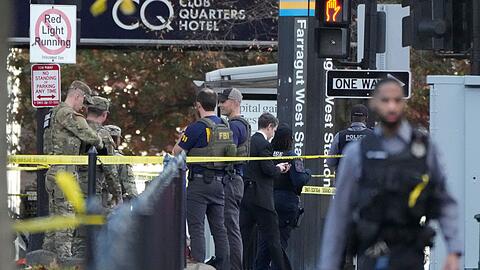 Zwei Nationalgardisten wurden am Mittwoch angeschossen - eine Soldatin ist laut US-Präsident Trump inzwischen gestorben. (Archivbild) Zwei Nationalgardisten wurden am Mittwoch angeschossen - eine Soldatin ist laut US-Präsident Trump inzwischen gestorben. (Archivbild)