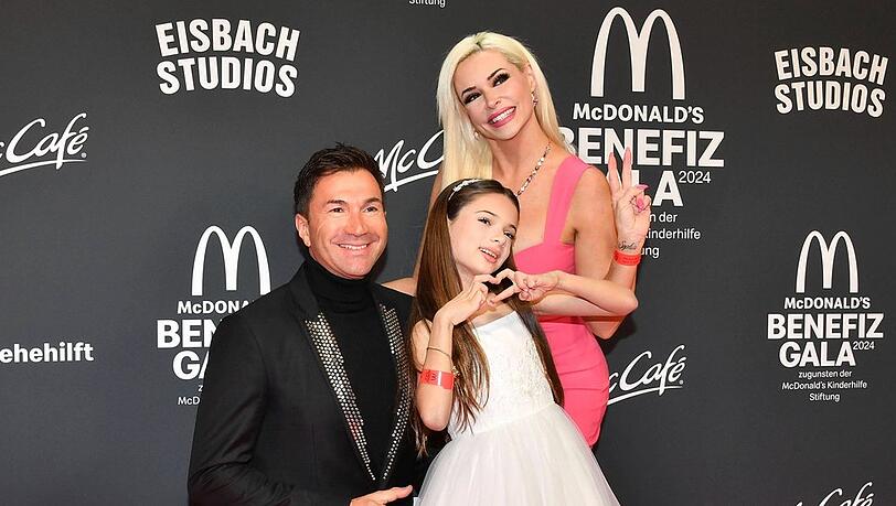 Daniela Katzenberger und Lucas Cordalis mit ihrer Tochter Sophia. Daniela Katzenberger und Lucas Cordalis mit ihrer Tochter Sophia.