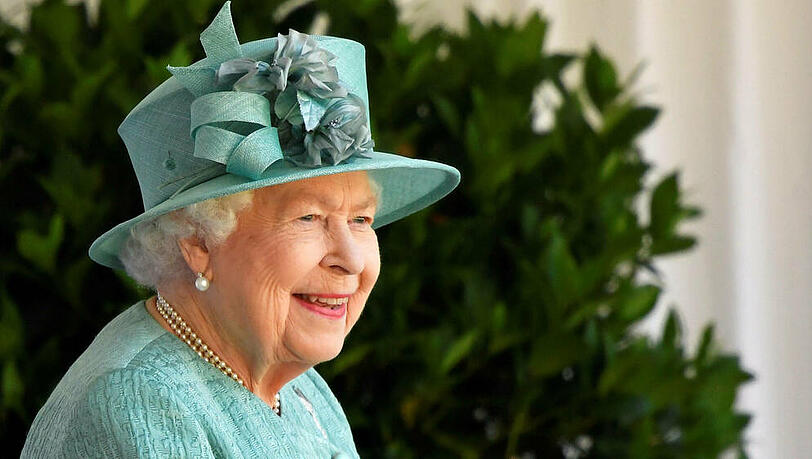 Queen Elizabeth II. während der Parade auf Schloss Windsor.