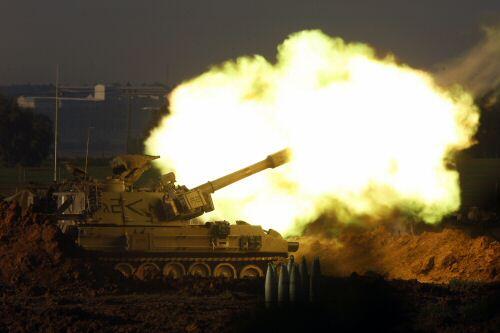 Israelische Artillerie in Gaza