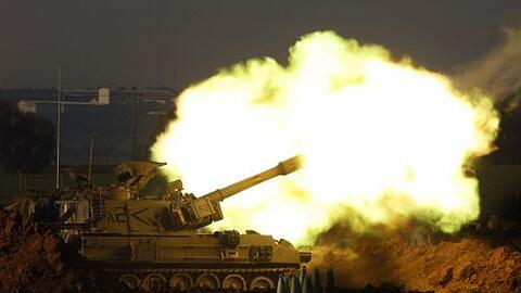 Israelische Artillerie in Gaza