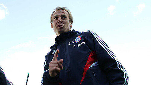 Jürgen Klinsmann krempelt den FC Bayern um. Jürgen Klinsmann krempelt den FC Bayern um.