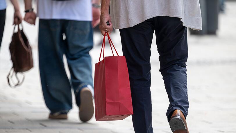Umsatzplus im ersten Halbjahr, aber gedämpfte Stimmung im Einzelhandel in Deutschland. (Symbolbild) Umsatzplus im ersten Halbjahr, aber gedämpfte Stimmung im Einzelhandel in Deutschland. (Symbolbild)