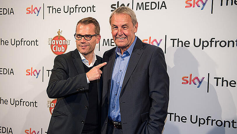 Der 48-Jährige (l., hier mit Moderator Jörg Wontorra) ist seit 2015 Chef des Senders Sky Sport News HD. Der 48-Jährige (l., hier mit Moderator Jörg Wontorra) ist seit 2015 Chef des Senders Sky Sport News HD.