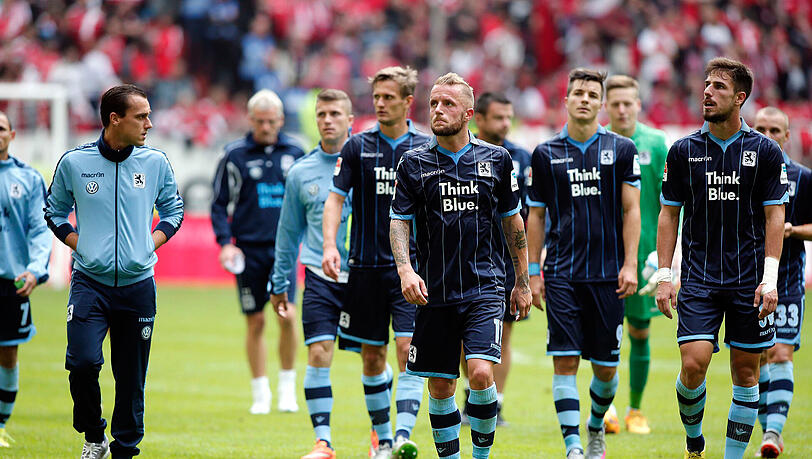 Der TSV 1860 München kassiert in Düsseldorf eine deutliche Pleite - die Stimmen zum Spiel. Der TSV 1860 München kassiert in Düsseldorf eine deutliche Pleite - die Stimmen zum Spiel.