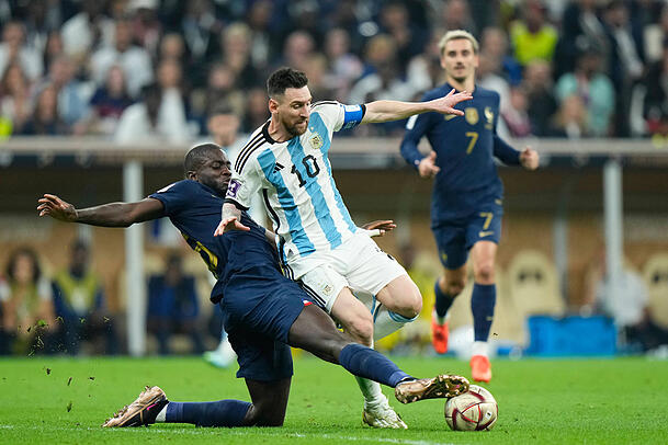 Wusste sich im WM-Finale gegen Lionel Messi zu behaupten: Dayot Upamecano. Wusste sich im WM-Finale gegen Lionel Messi zu behaupten: Dayot Upamecano.