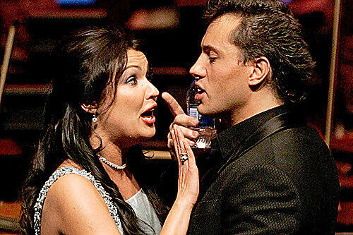 Anna Netrebko und Erwin Schrott: Privates wollen beide nicht kommentieren.