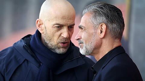 Ein Neuner soll her: Trainer Jacobacci (r.) hat Wünsche, die ihm die Verantwortlichen um Gorenzel (l.) erfüllen sollen.