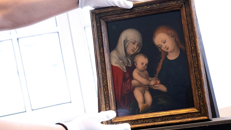 Das Gemälde „Hl. Anna Selbdritt“. Das Gemälde „Hl. Anna Selbdritt“.